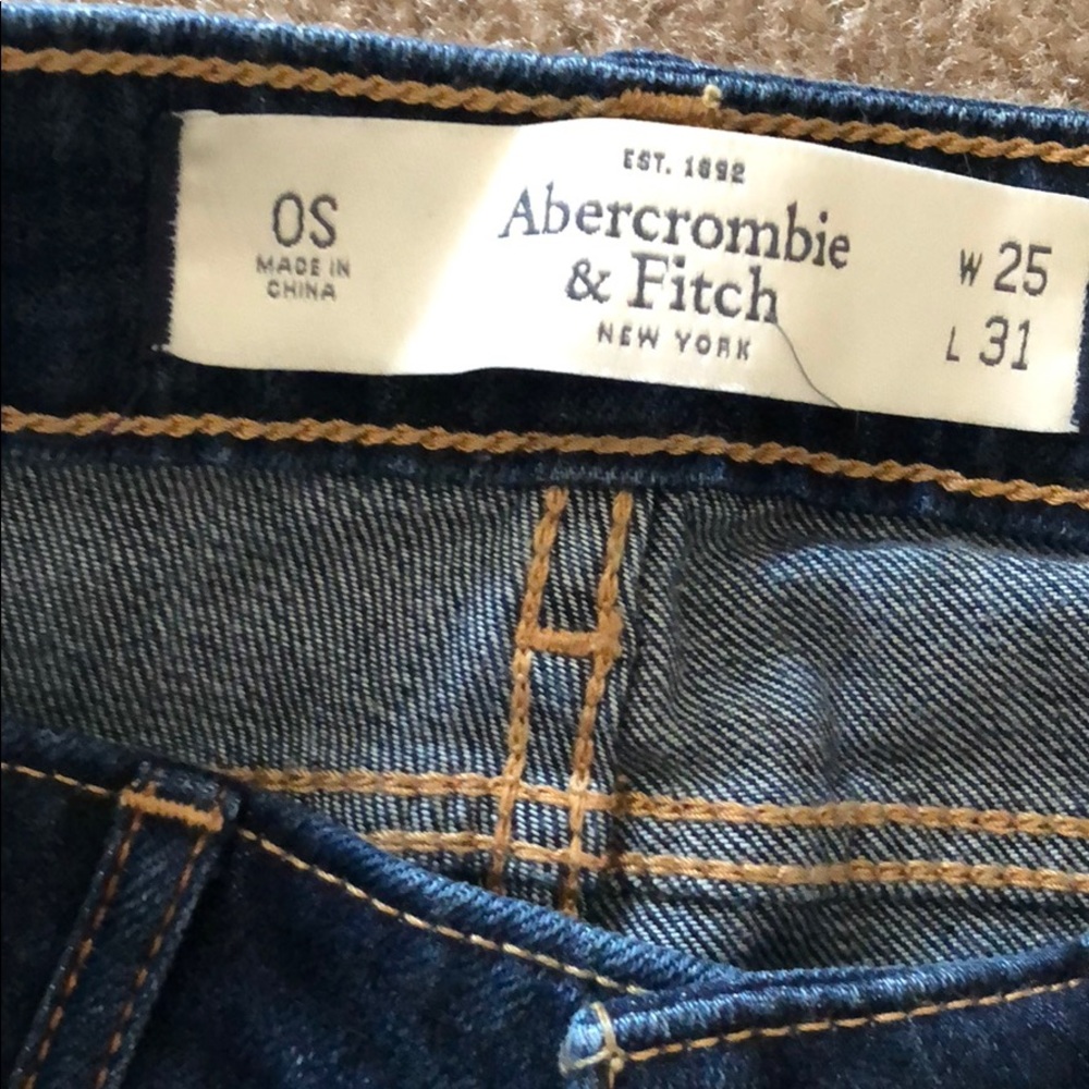 A&F Jeans - Picture 3 of 4